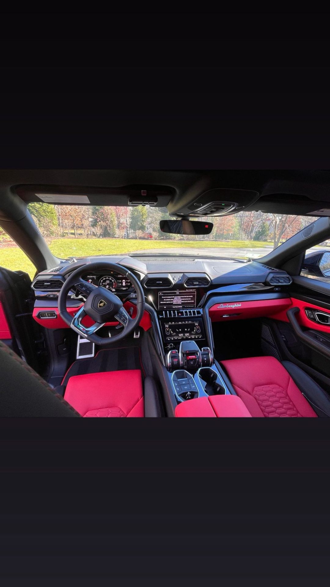 Lamborghini Urus Interior